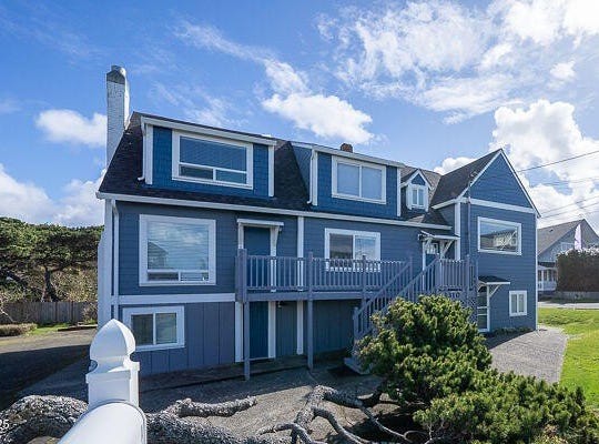 3310 NW Jetty Avenue, Lincoln City, OR 97367