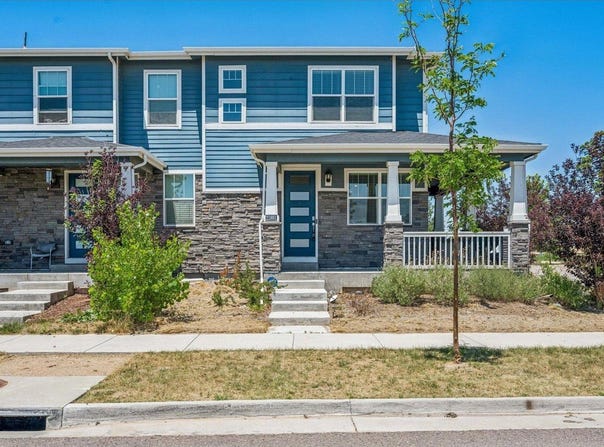 21891 E 7th Ave, Aurora, CO 80018