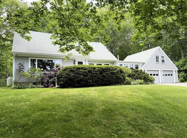 190 Belfast Road, Camden, ME 04843