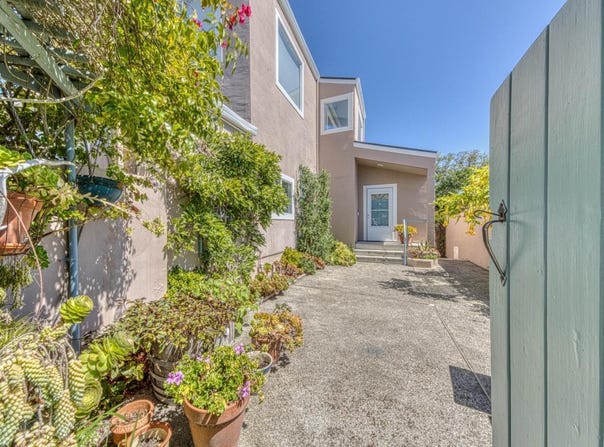 928 Hellam ST, Monterey, CA 93940