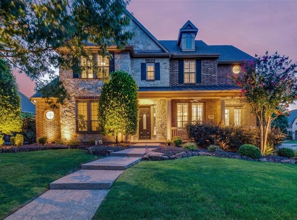 2336 Round Mountain Circle, Lewisville, TX 75056
