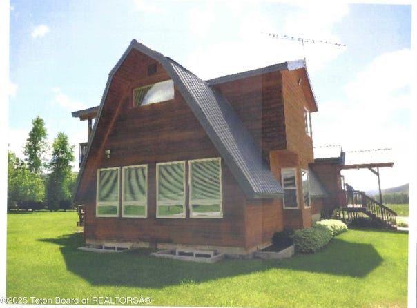 4391 CO RD 123, Bedford, WY 83112