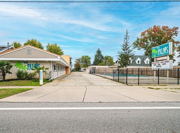 5169 Lake (SR 531) Road, Geneva, OH 44041
