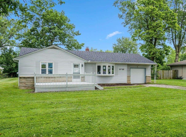 5729 Saint Joe Center Road, Fort Wayne, IN 46835-2447