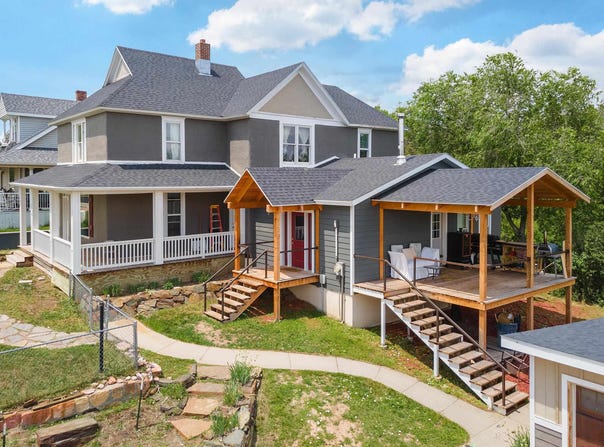 1820 SUMMIT, Hot Spring, SD 57747