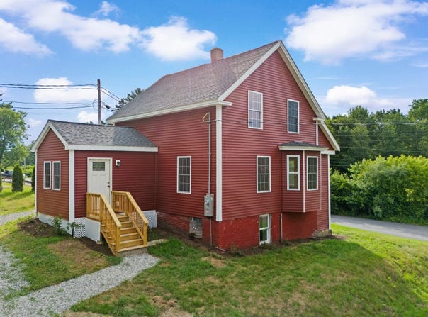 357 Main Street, Somersworth, NH 03878