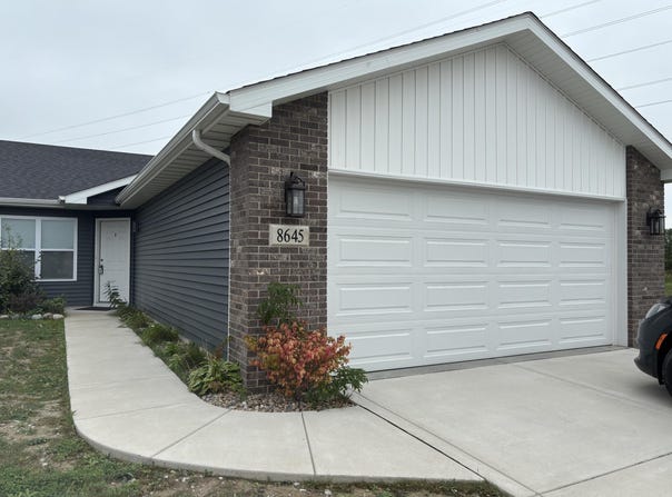 8645 Madison Street, Merrillville, IN 46410