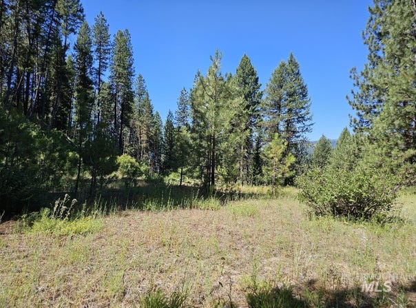 15 Thunder Rd, Garden Valley, ID 83622-0000