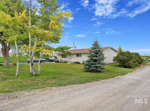 1910 E 3950 N, Filer, ID 83328
