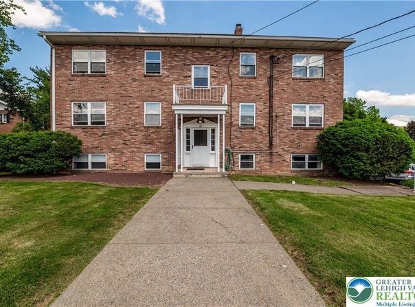 90 Gum Street unit: 1N, Upper Nazareth Twp, PA 18064