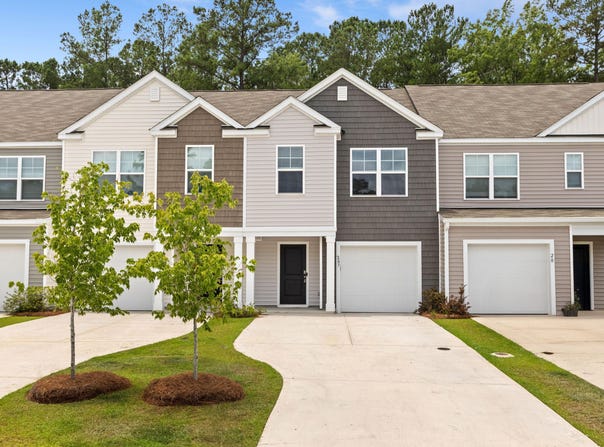 207 Cozy Brook Court, Summerville, SC 29486