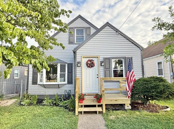 *1707 7th St., Moundsville, WV 26041