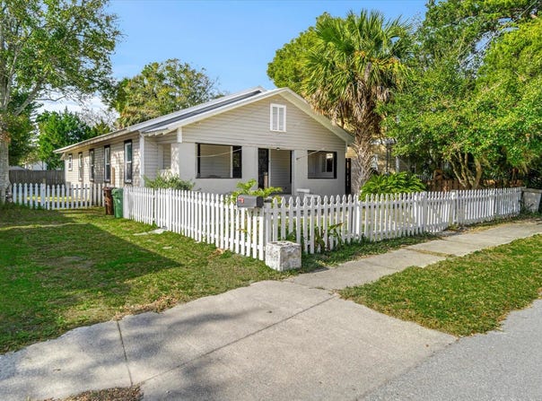 166 Martin Luther King Ave, St Augustine, FL 32084