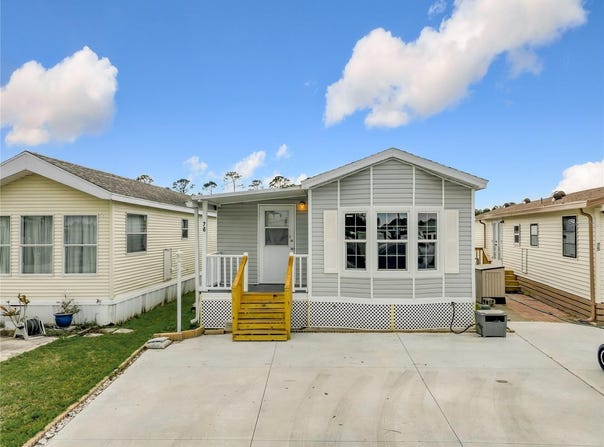 76 EAGLE POINT S, OSTEEN, FL 32764