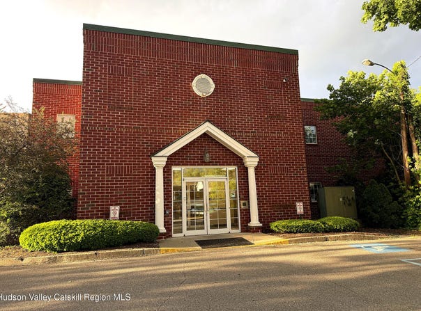 371 Broadway, Kingston, NY 12401