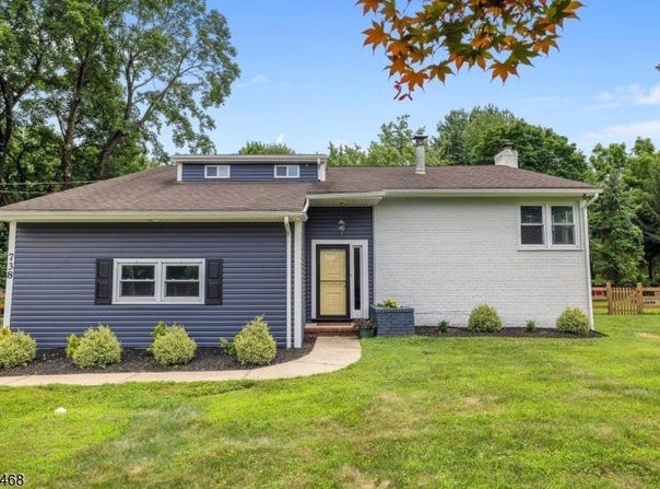 738 Amwell Rd, Hillsborough Twp., NJ 08844-3219