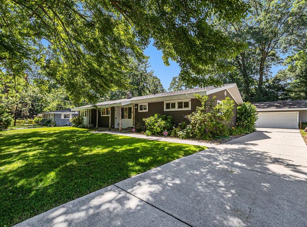 15142 Echo Court, Spring Lake, MI 49456