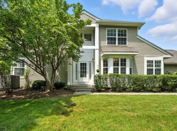 12 Mahogany Way, Randolph Twp., NJ 07869-3734