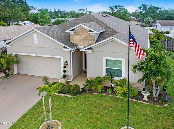 2407 Fallon Boulevard NE, Palm Bay, FL 32907