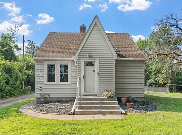 1200 89th Avenue NE, Blaine, MN 55434