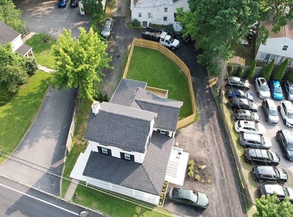 636 RIDGE PIKE, LAFAYETTE HILL, PA 19444