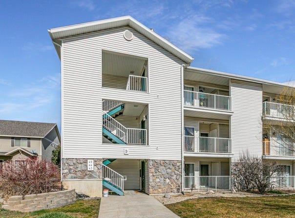 490 E 700 S, Clearfield, UT 84015