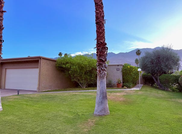 1665 S La Reina Way, Palm Springs, CA 92264