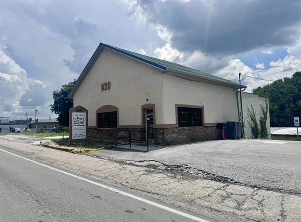 929 North N Main Street Street, London, KY 40741