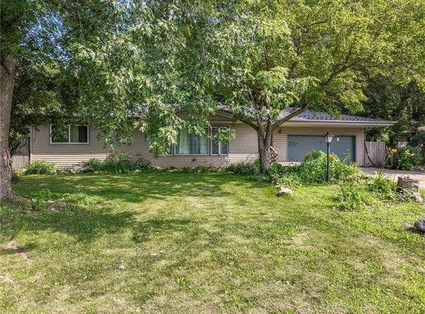 206 7th Avenue, Chippewa Falls, WI 54729