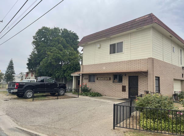 15813 Ave 328, Ivanhoe, CA 93235