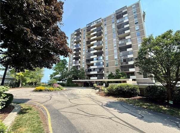 25801 Lakeshore Boulevard unit: 53, Euclid, OH 44132