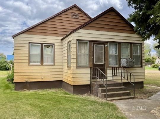 416 S Washington Ave, Terry, MT 59349