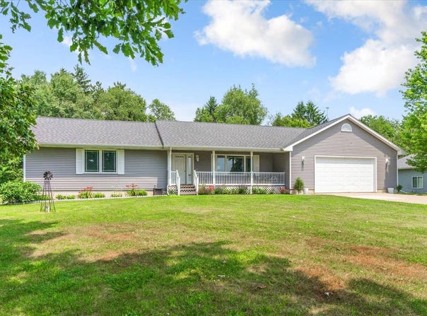 10788  N. Clinton Trail, Sunfield, MI 48890
