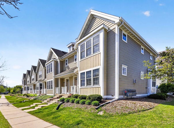3742 Mammoth Trail, Madison, WI 53719