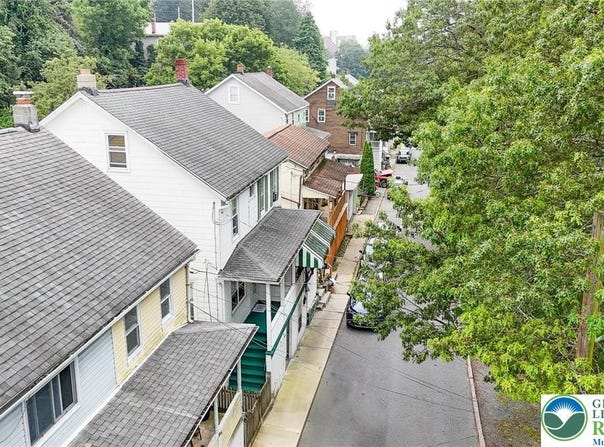 328 E Snyder Avenue, Lansford Boro, PA 18232