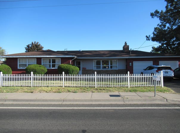 3676 Hilyard Avenue, Klamath Falls, OR 97603