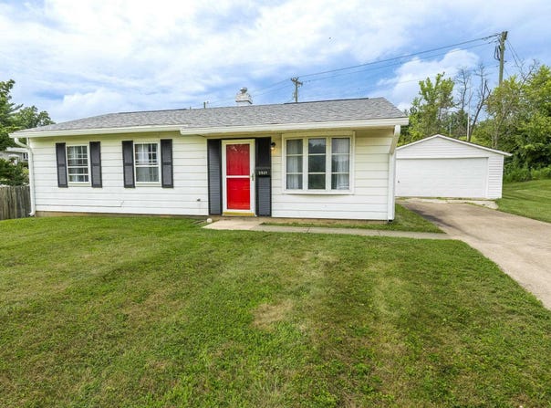 2831 S Yonkers Court, Bloomington, IN 47403-3809