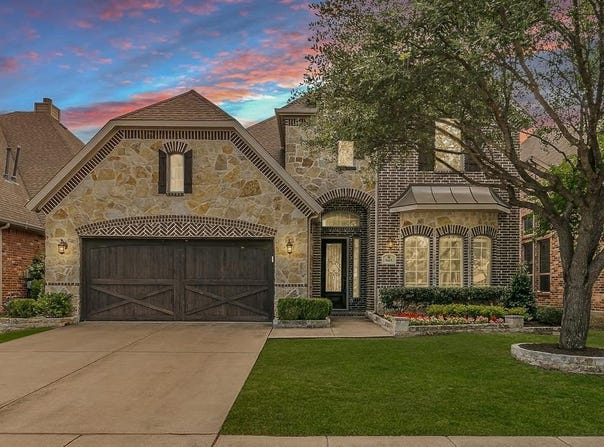 945 Snowshill Trail, Coppell, TX 75019