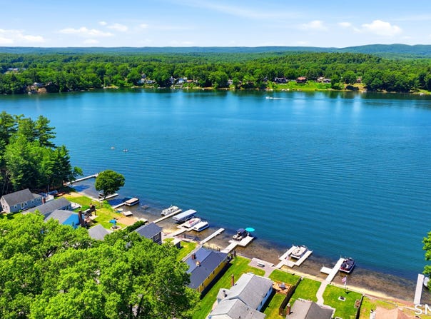 331 Halladay Drive, Suffield, CT 06093