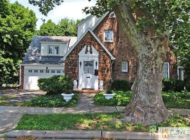 21 Elm Place, Milltown, NJ 08850