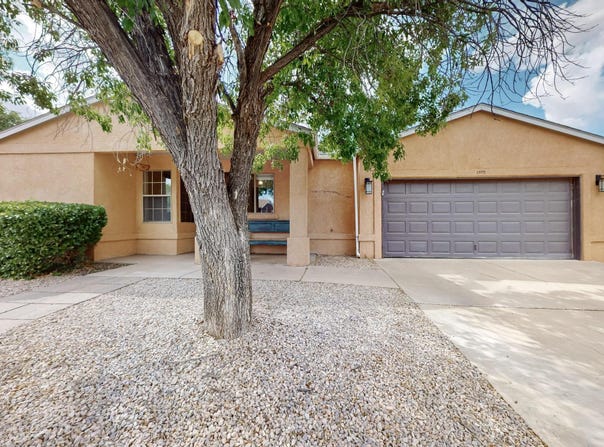1375 GOLDEN EYE Loop NE, Rio Rancho, NM 87144