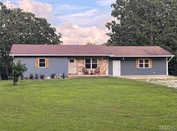 14574 Colorado Road, Dixon, MO 65459