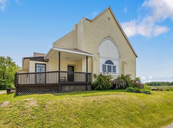1603 W Quincy Street, Garrett, IN 46738