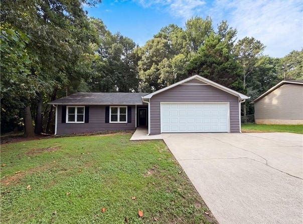1627 Hearthstone Way, Jonesboro, GA 30236