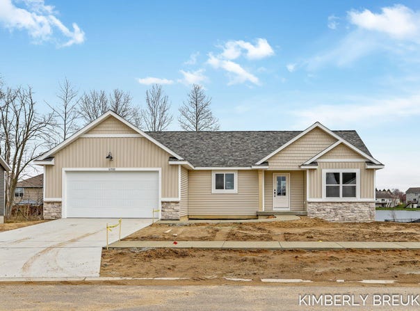 11782 Everett Avenue, Allendale, MI 49401
