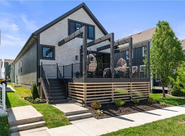 23513 E 11th Street S, Independence, MO 64056