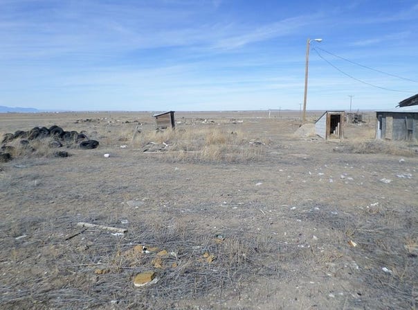 41824 Undercliff Rd, Avondale, CO