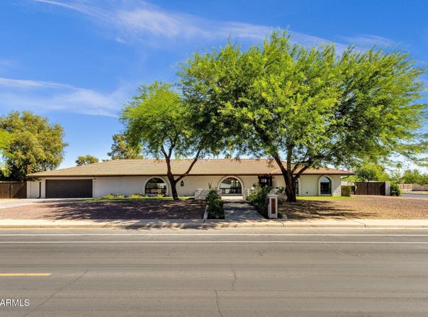 5112 E CHOLLA Street, Scottsdale, AZ 85254