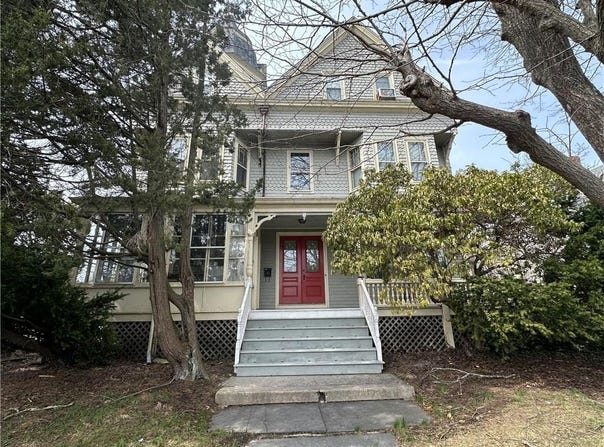 342 Broadway, Newport, RI 02840