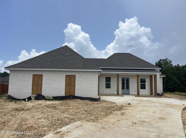241 Bronson Bend, Flowood, MS 39232